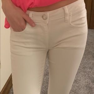 American Eagle size 2 regular Super Stretch jegging in white- mid rise